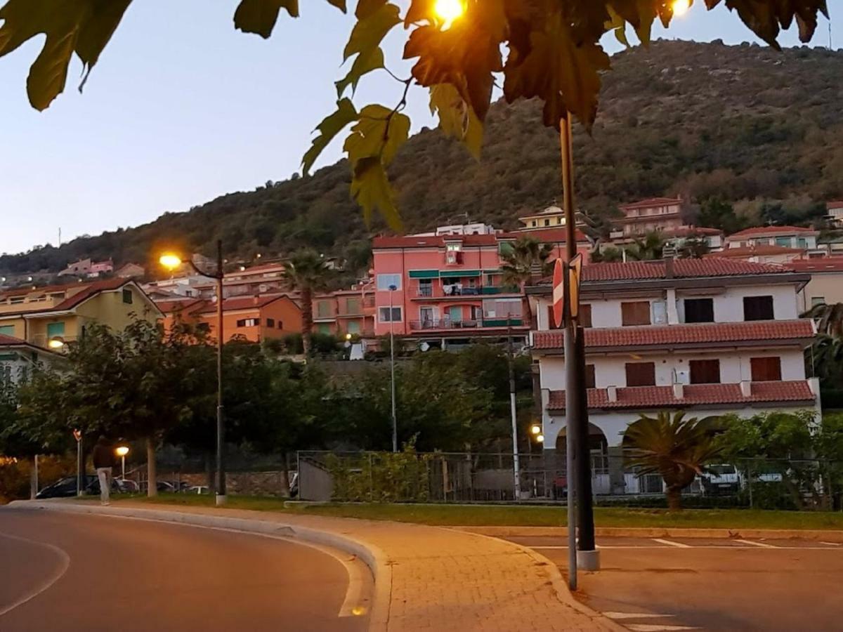 Very Cosy House With Fabulous Sea View! بيترا ليغوري المظهر الخارجي الصورة